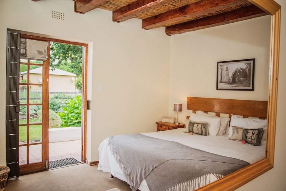 Hadida Budget Double / Twin Room - Street View
