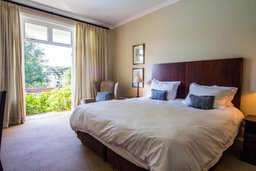 Redlands Hotel Deluxe Suite, 1 Bedroom 6