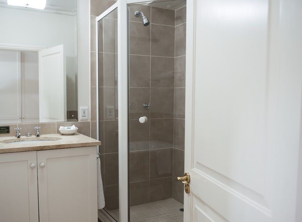 Redlands Hotel Deluxe Suite, 1 Bedroom 15