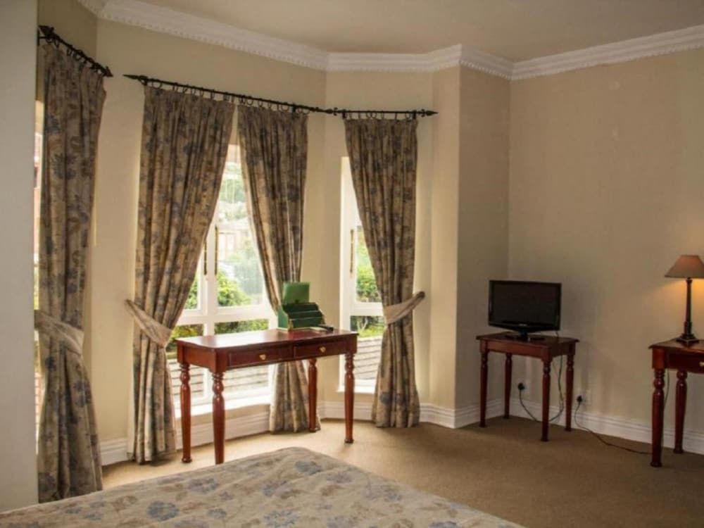 Redlands Hotel Premier Suite, 1 Bedroom 12