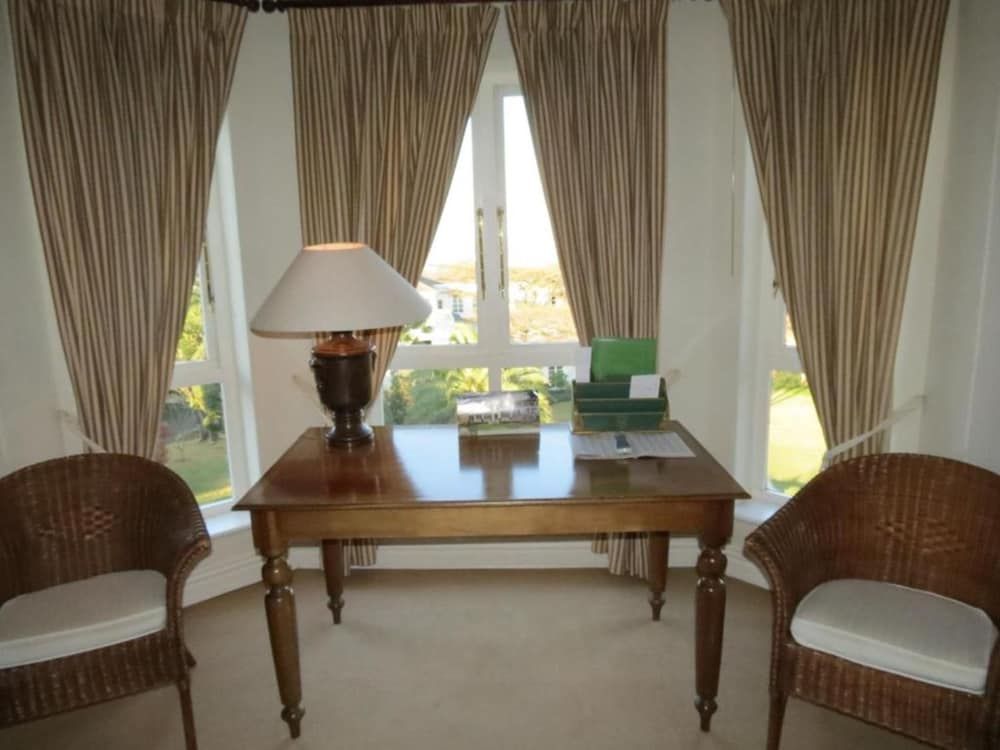 Redlands Hotel Premier Suite, 1 Bedroom 17