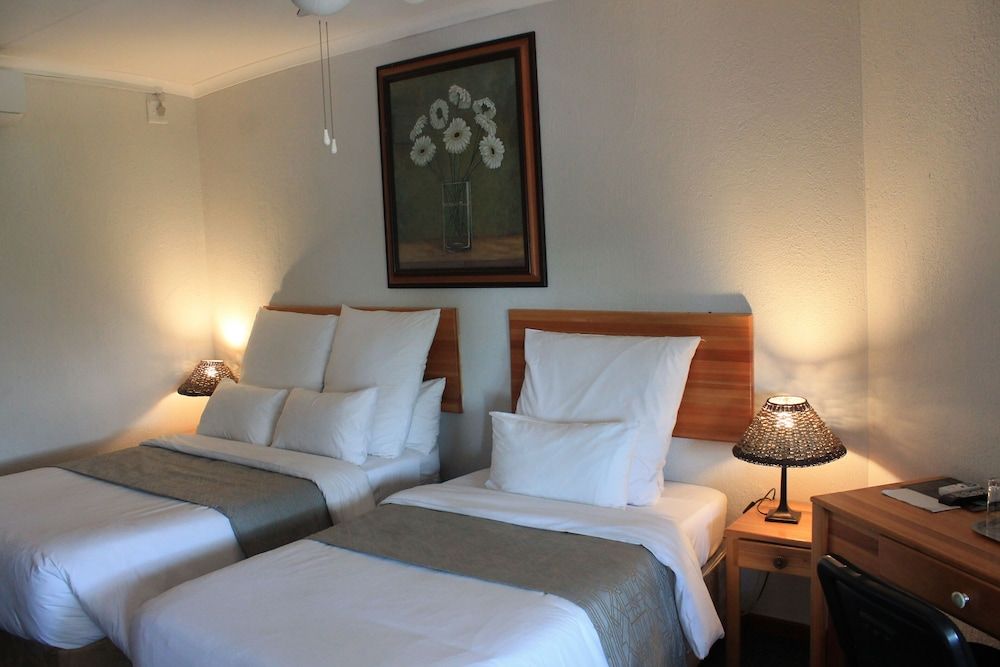 Nelspruit Lodge 3 - Sleeper 6