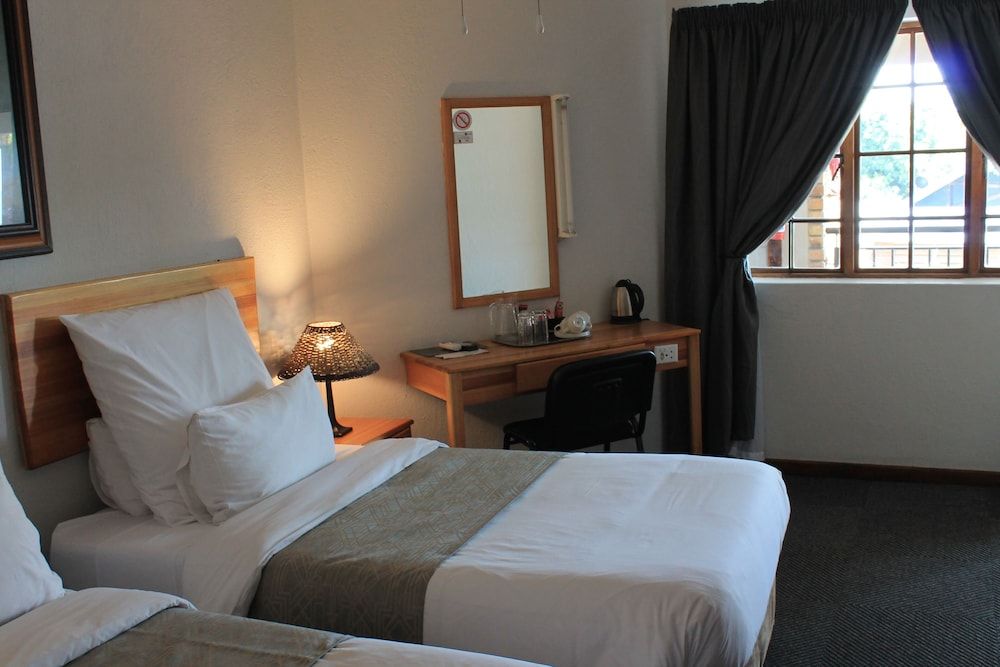 Nelspruit Lodge 3 - Sleeper 7