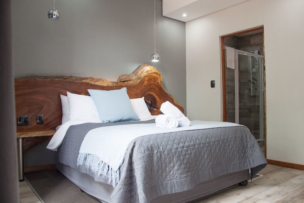 Nelspruit Lodge Self-Catering Unit 6