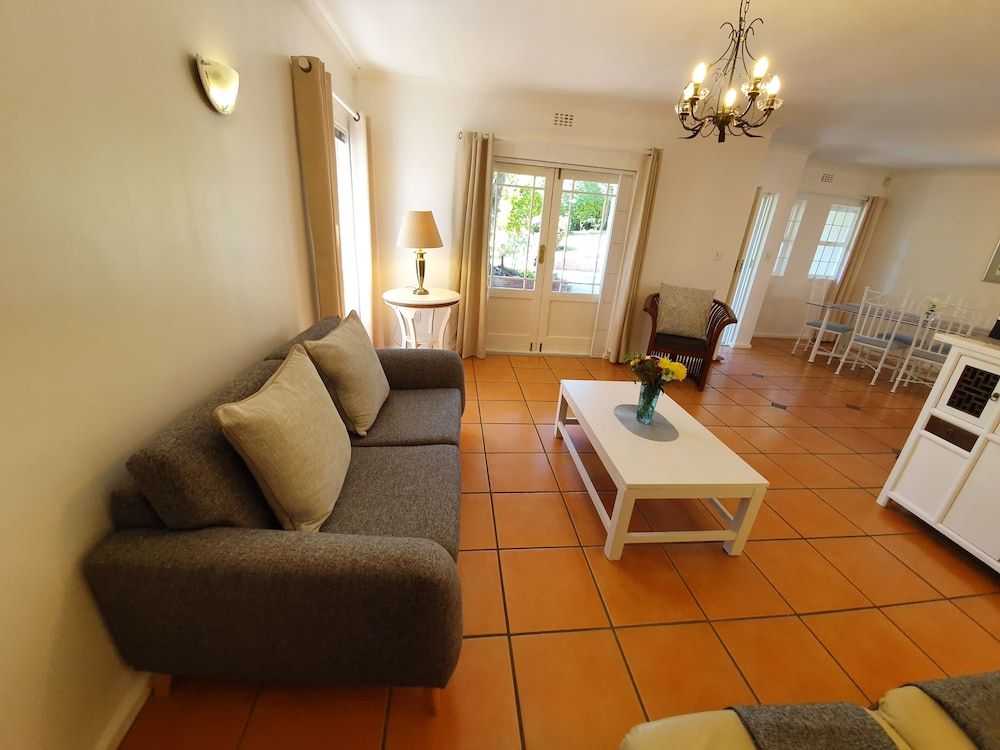 undefined Paradiso Guest House 4