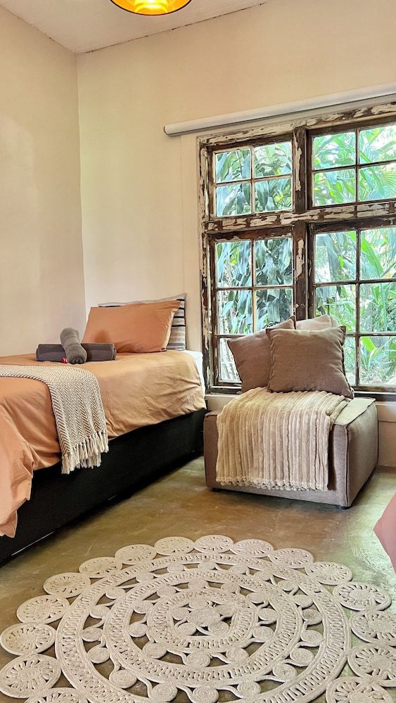 LoerieRoep Deluxe House