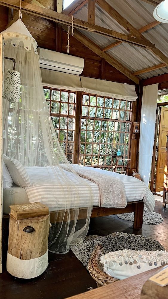 LoerieRoep TREE HOUSE 10