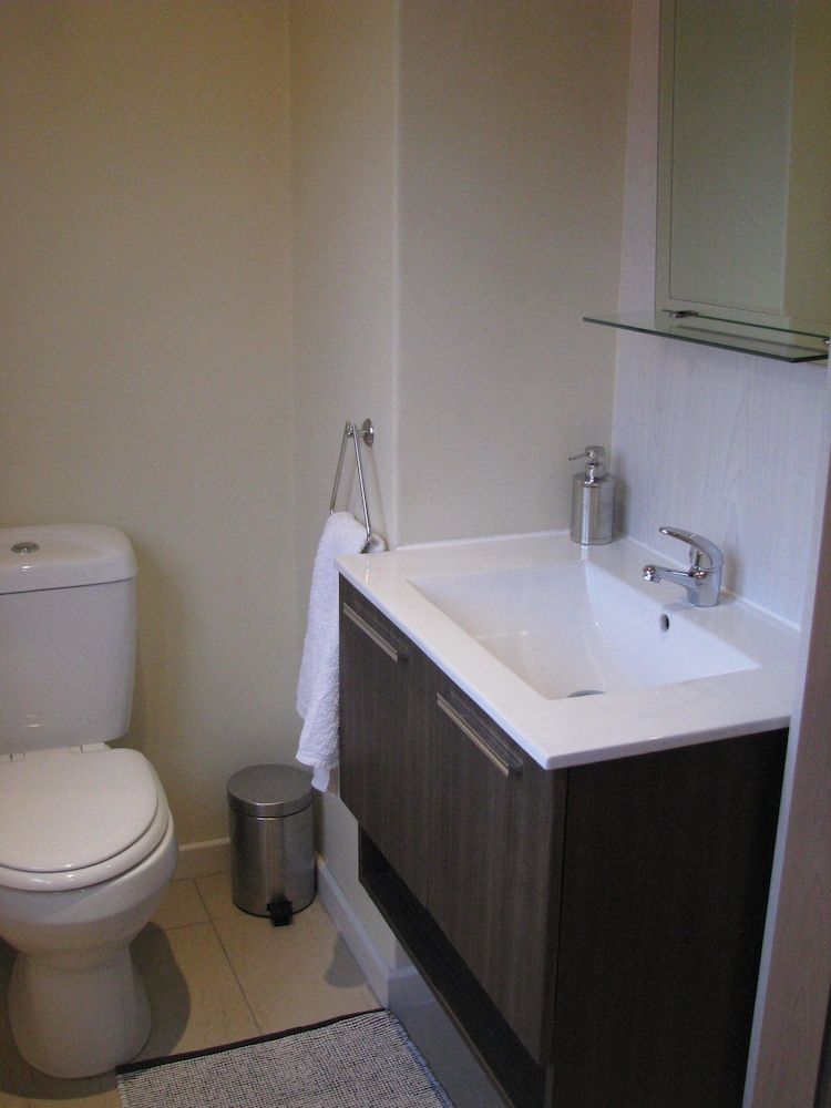 Cherry Berry Guest House Views Suite 5