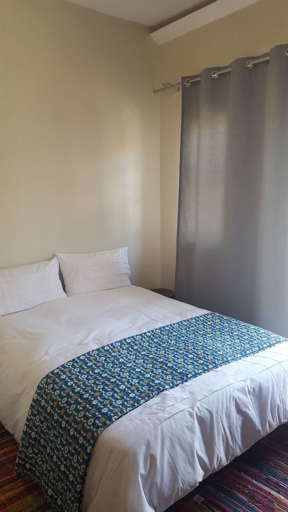 undefined Melite Rooms 3