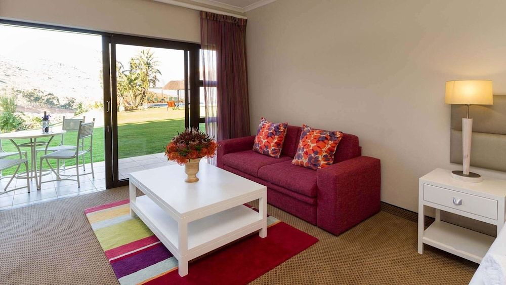 Piekenierskloof Mountain Resort by Dream Resorts Deluxe Double Room 9