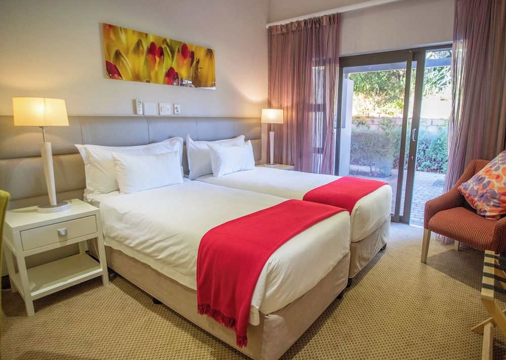 Piekenierskloof Mountain Resort by Dream Resorts Deluxe Double Room 2