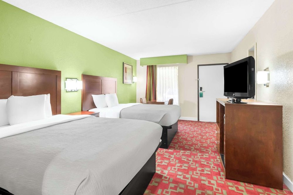 Standard Double Room, 2 Double Beds, Smoking