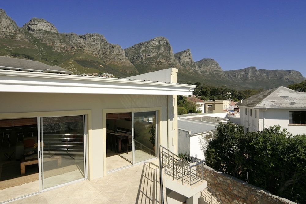 Villa Atlantica Boutique Guesthouse Standard Suite, 1 Bedroom, Balcony, Mountain View 7