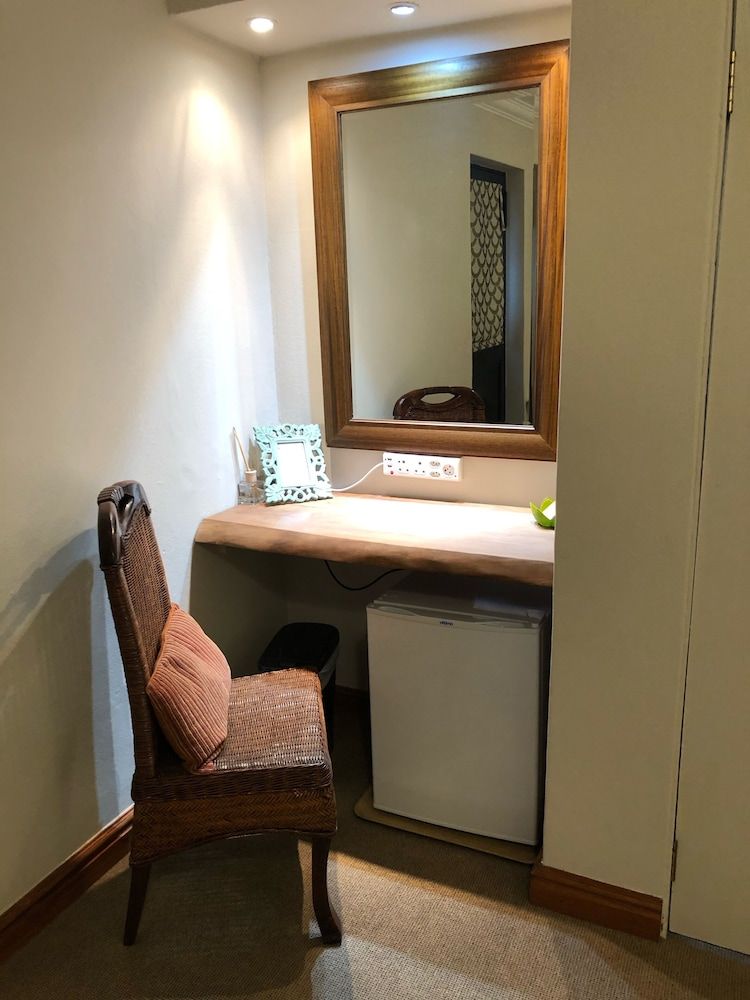 Pelican Lodge Deluxe Double - 6 5