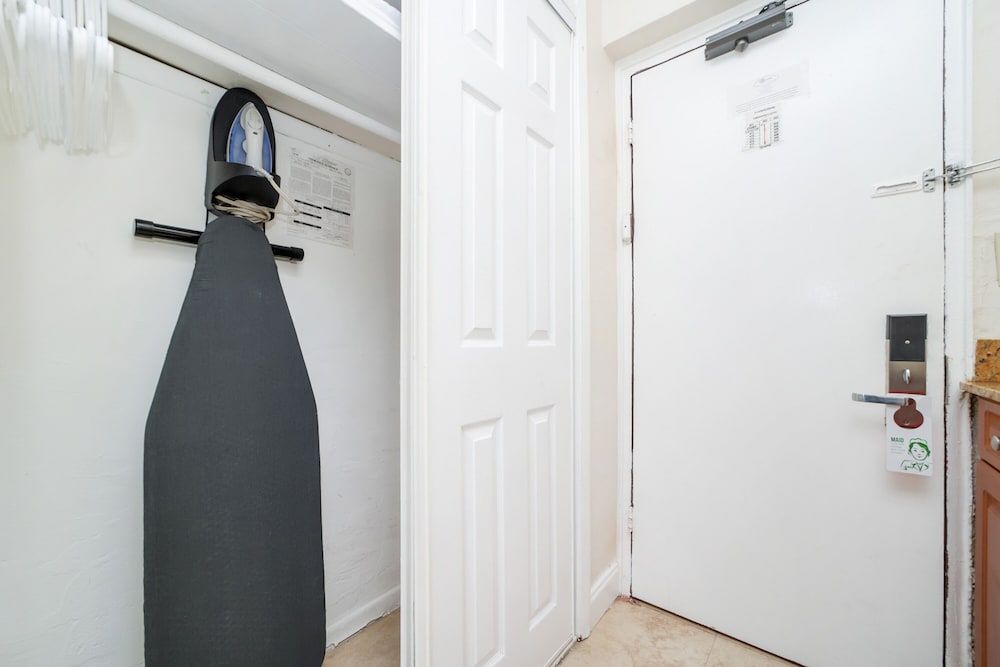 Starlite Hotel Standard Double Room, 2 Double Beds, Private Bathroom (Self check-in) 6