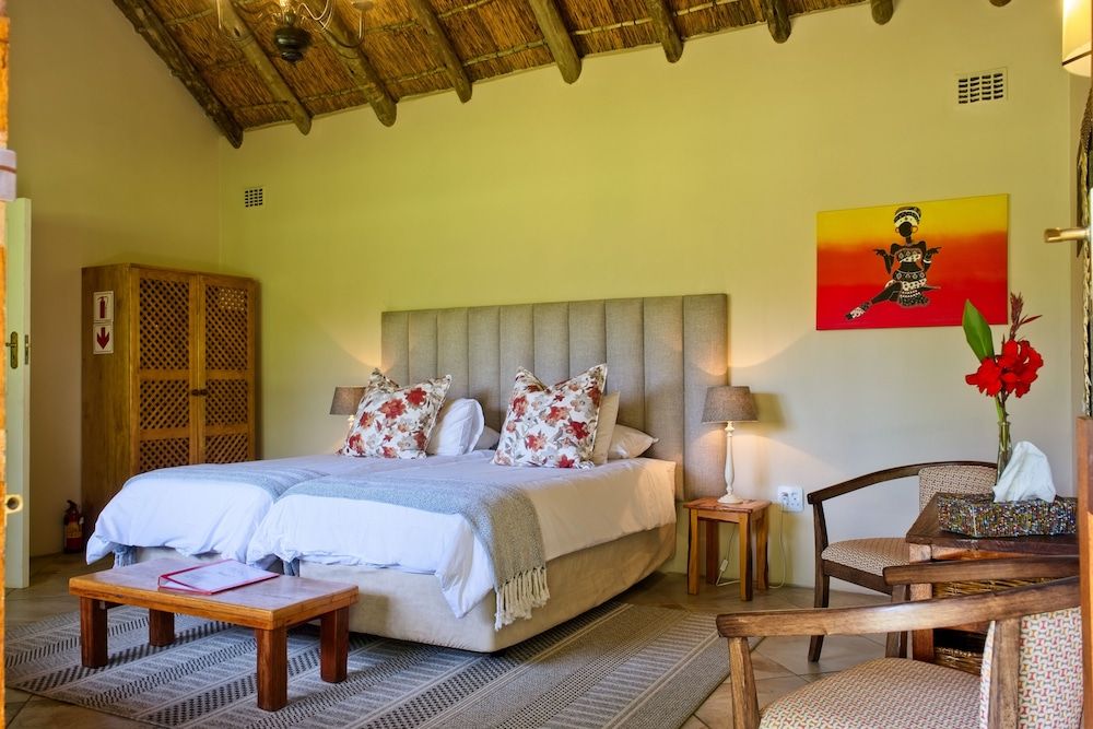 Chrislin African Lodge Room, 1 Queen Bed (Valencia hut)