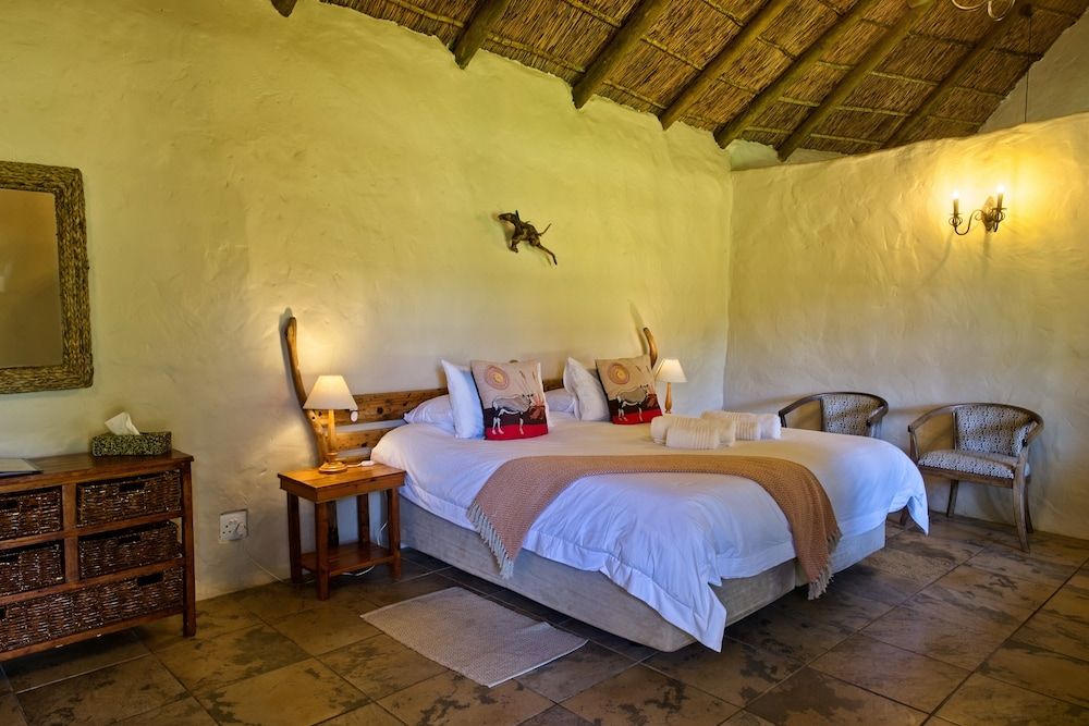Chrislin African Lodge Room (Garden Hut) 3