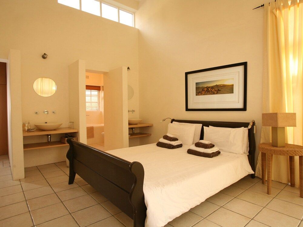 undefined Art Gallery Guesthouse Thandekayo 9