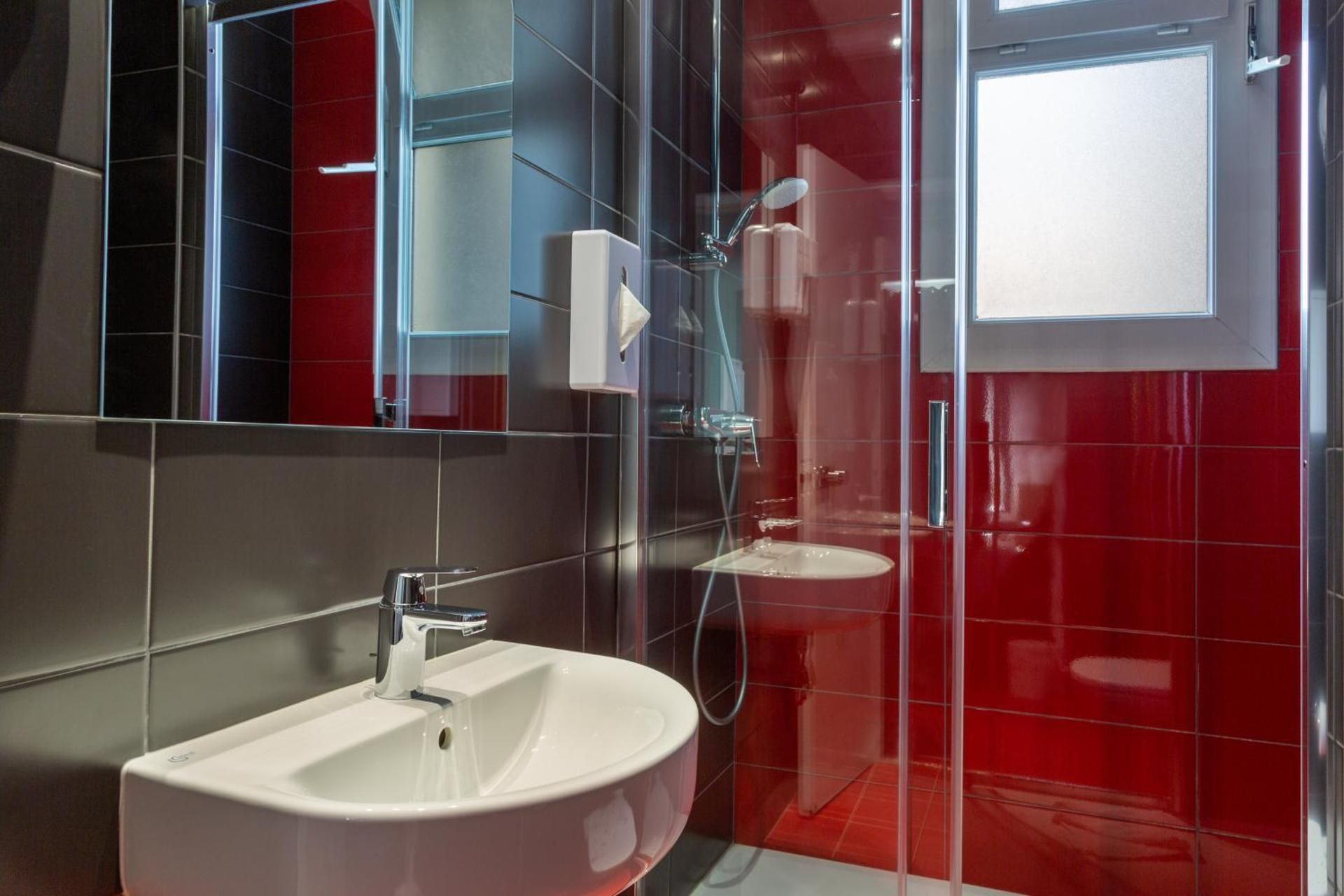 undefined The Originals City, Hôtel Lecourbe, Paris Tour Eiffel 6