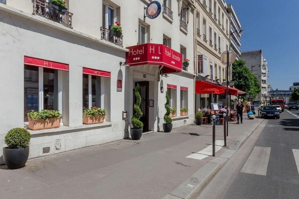 undefined The Originals City, Hôtel Lecourbe, Paris Tour Eiffel 2