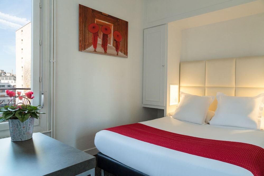 The Originals City, Hôtel Lecourbe, Paris Tour Eiffel Standard Double Room 3