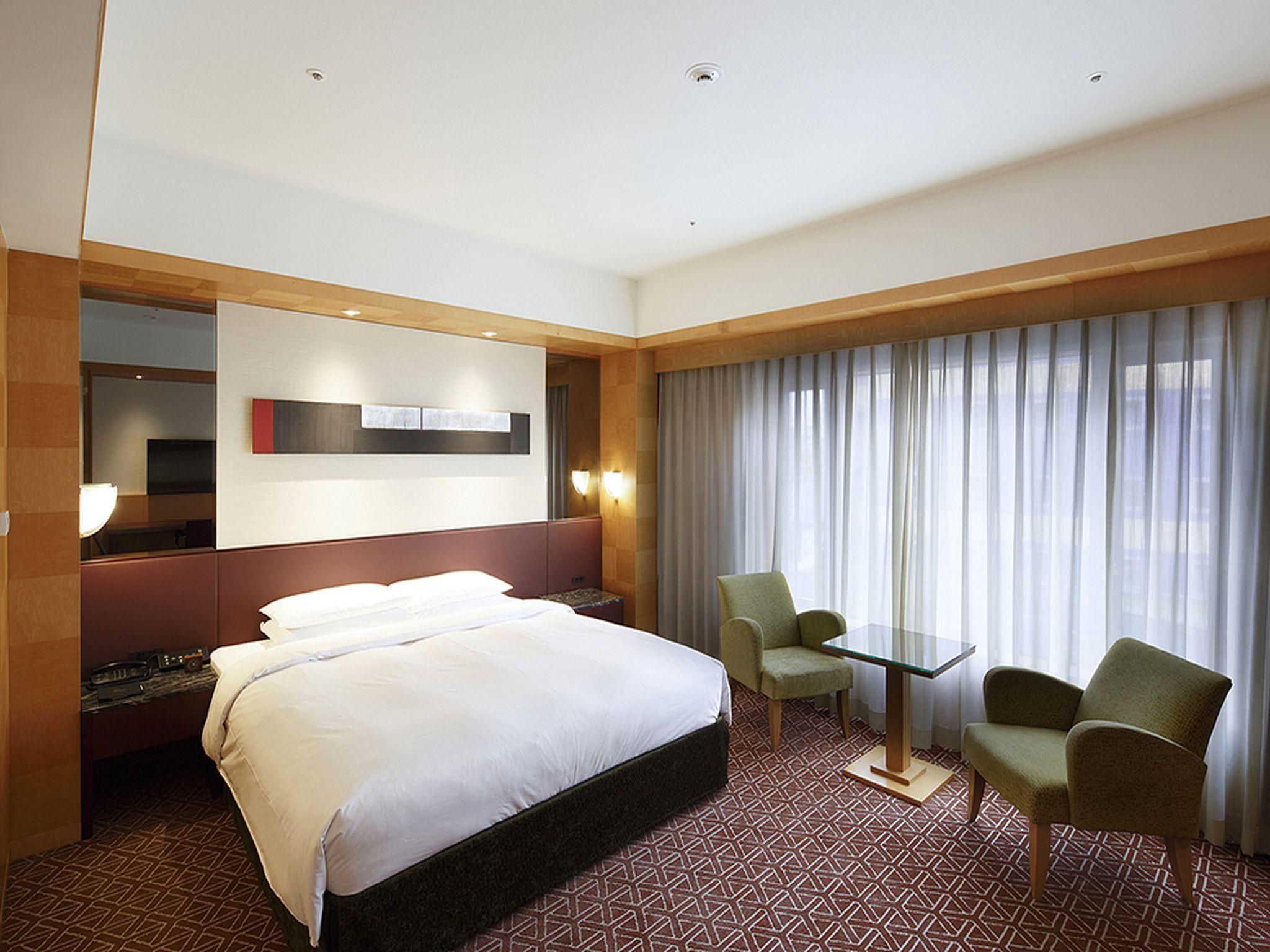 2 Double Beds, Club Access, Deluxe