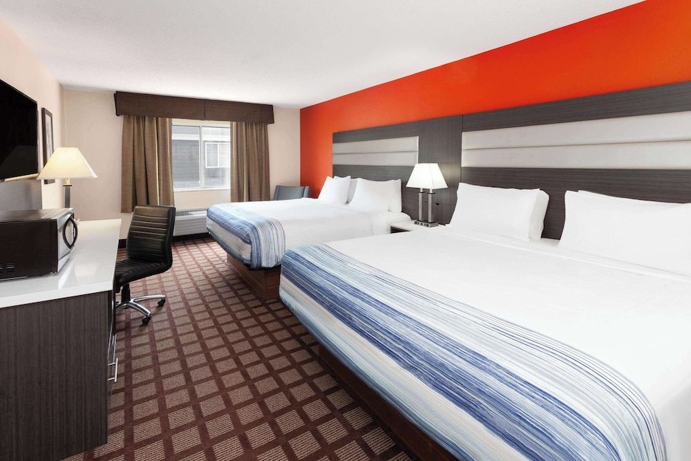 Room, 2 Queen Beds, Non Smoking