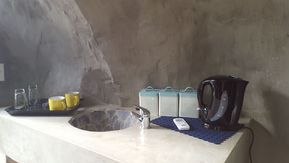 Addo Dung Beetle Guest Farm Dung Beetle Suite single beds (5)