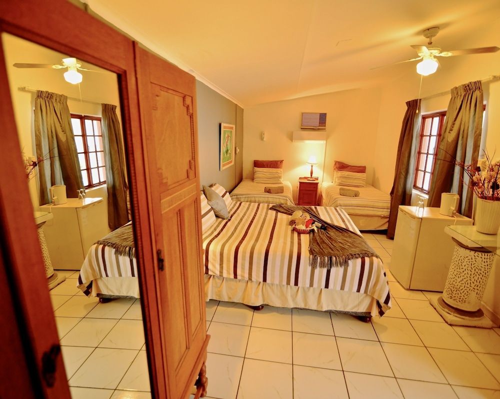 Lalamo Guest House Family Double Room, 1 Bedroom 3