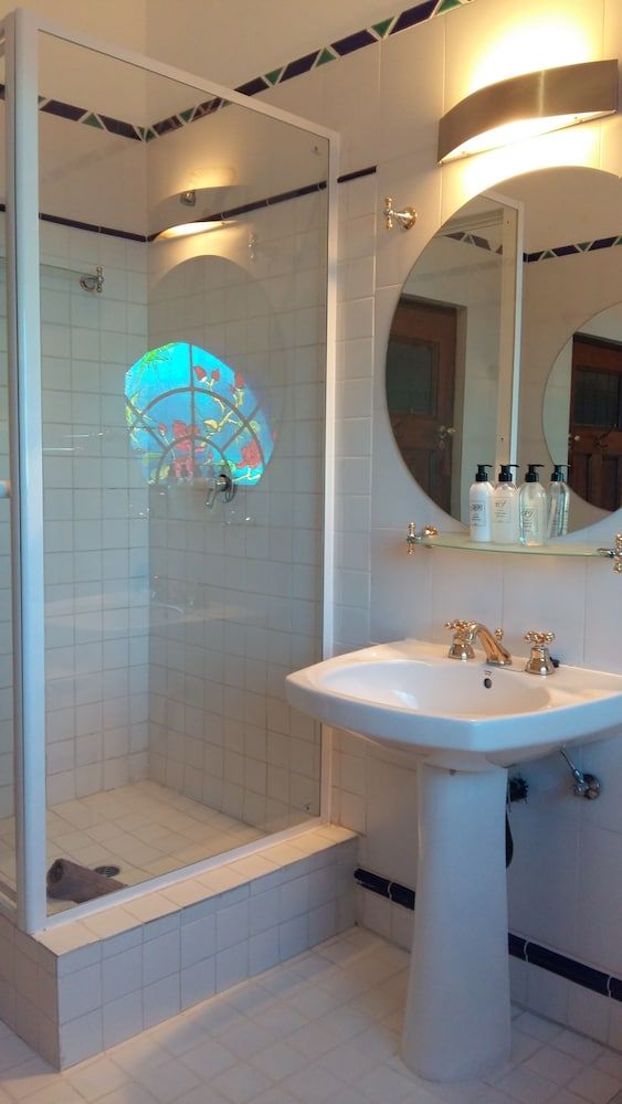 Deluxe Room, Ensuite