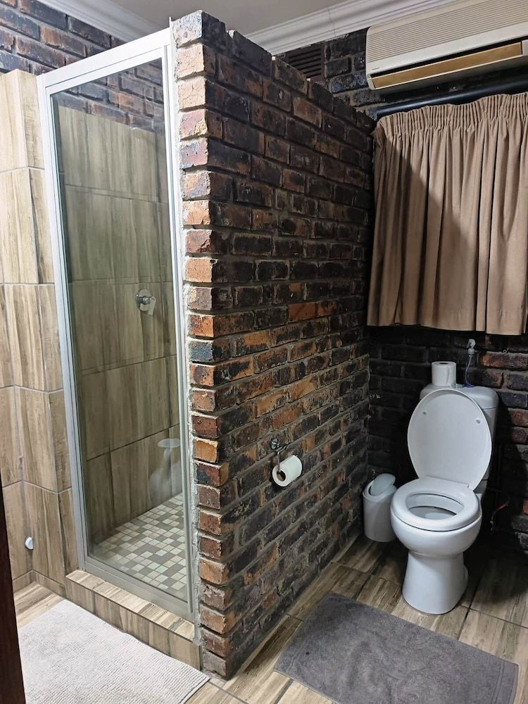 Royal Game Guest House Double Room 17