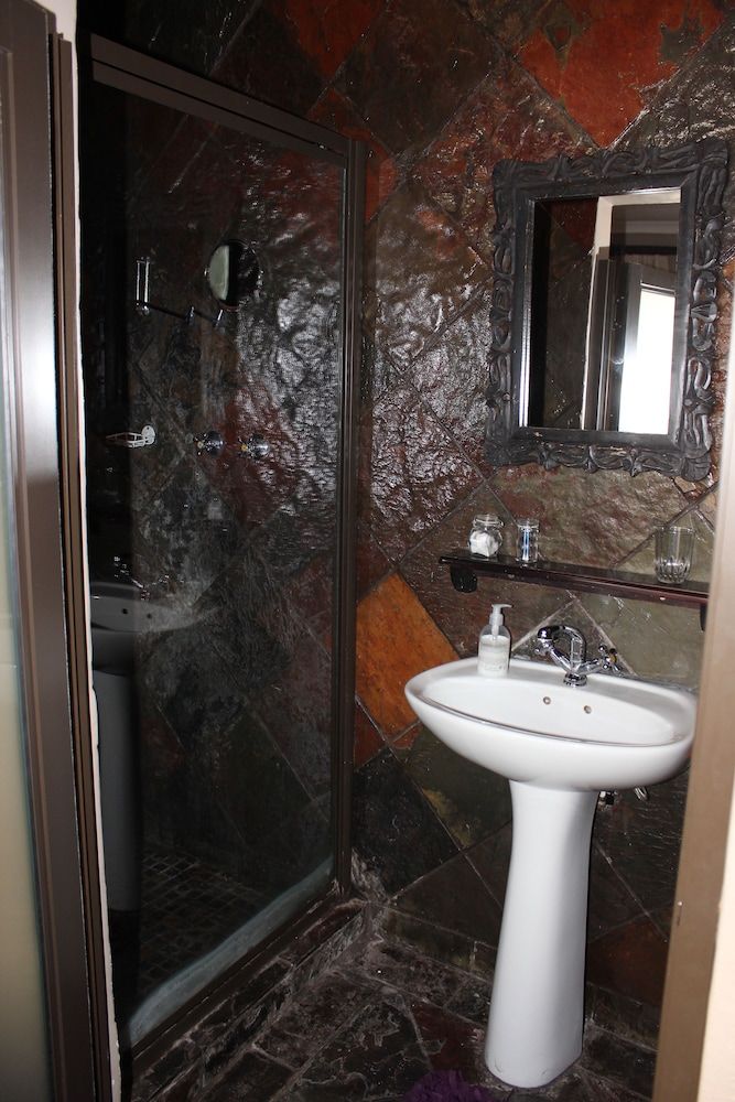 Royal Game Guest House Double Room 20