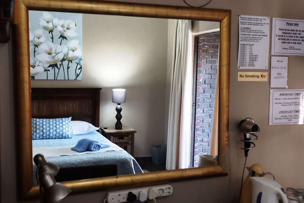 Royal Game Guest House Double Room 7