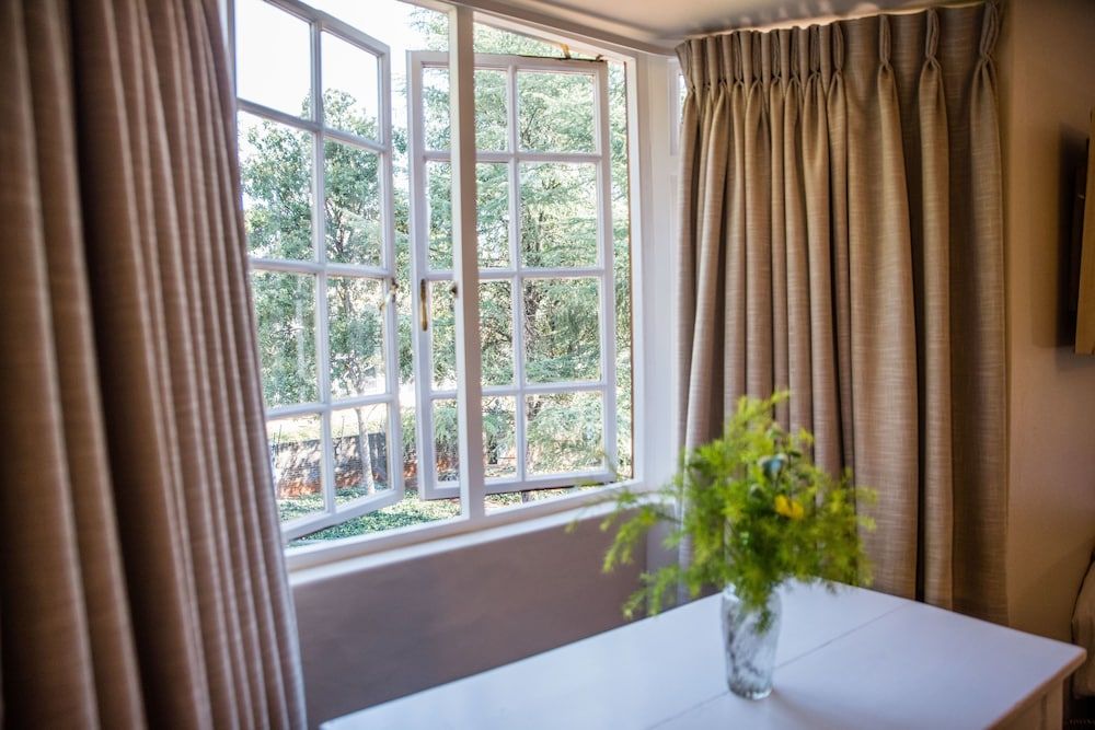 5th Avenue Gooseberry Guest House Twin Room, extra Bed Room 5 7