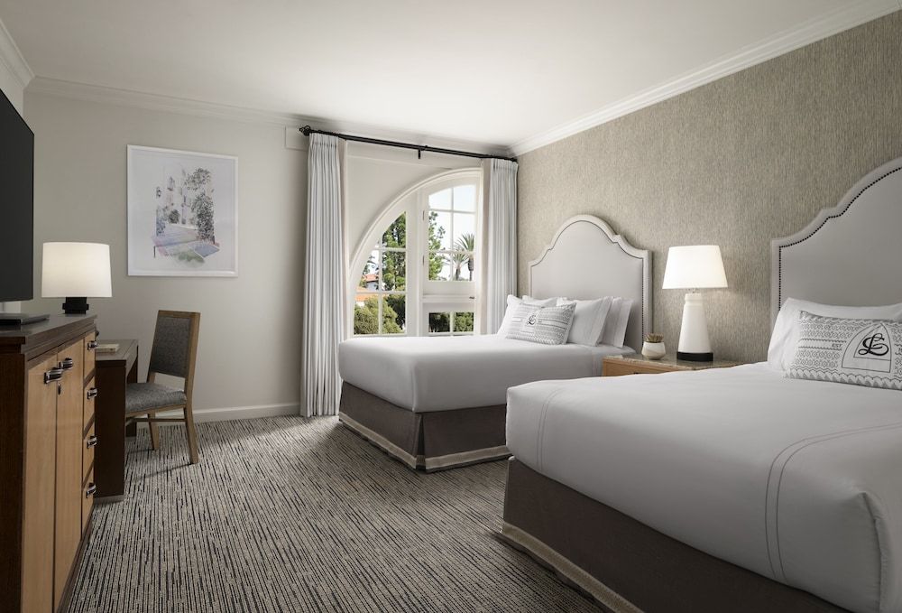 Room, 2 Queen Beds (Golf View)