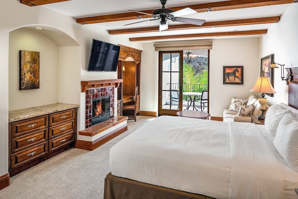 Deluxe Villa, 1 King Bed (Studio)