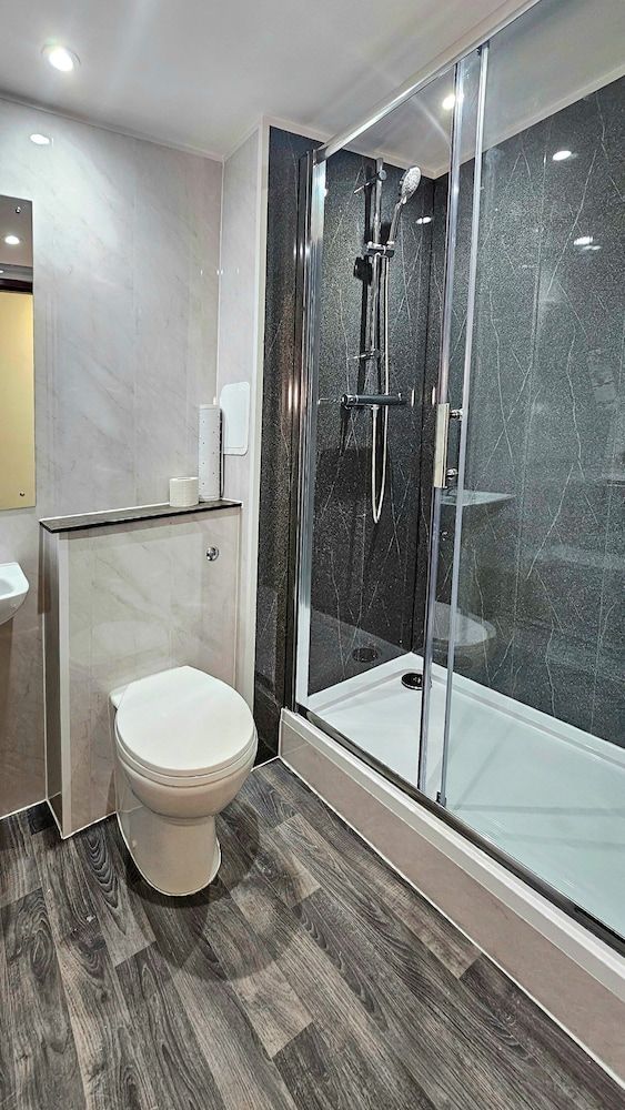 Hampstead Britannia Hotel Standard Double Room (Without Window) 3