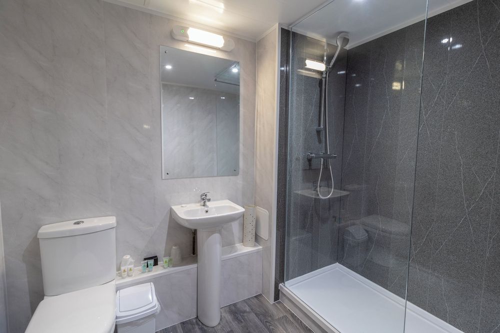 Hampstead Britannia Hotel Standard Double Room (Without Window) 4