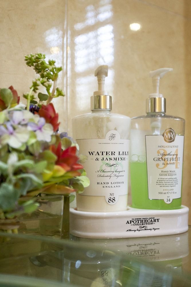 Town and Country Guest House Family Room 5