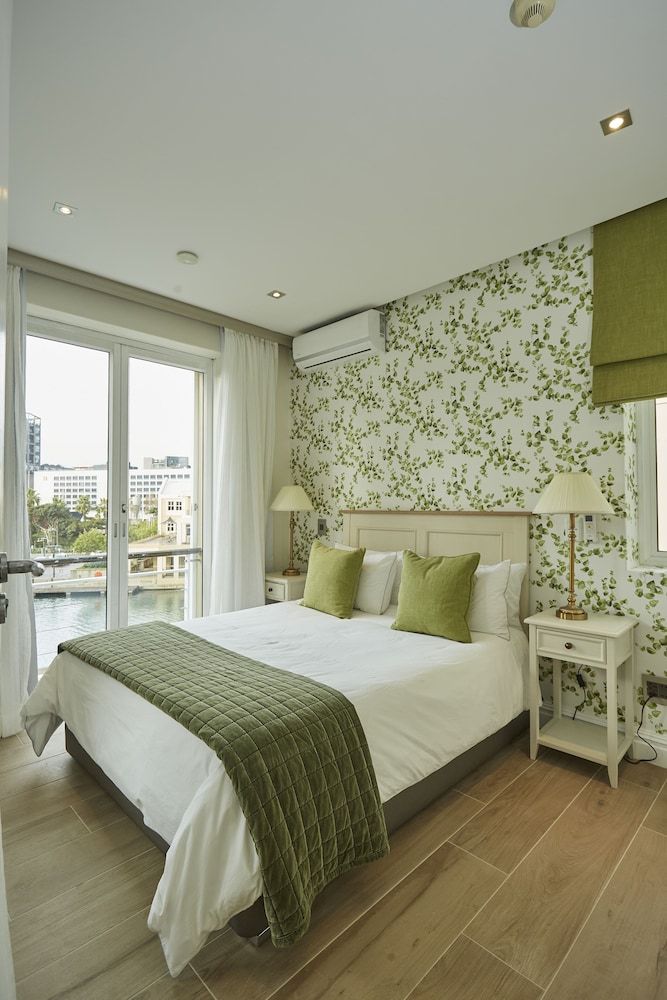 African Elite Properties V&A Waterfront Executive Apartment 5