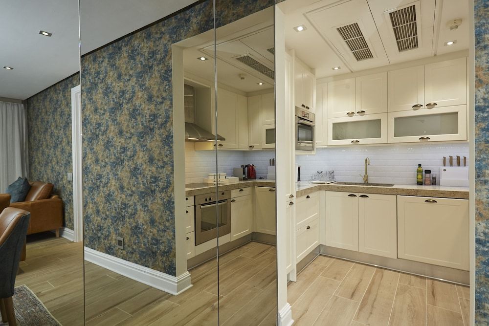 African Elite Properties V&A Waterfront Executive Apartment 7