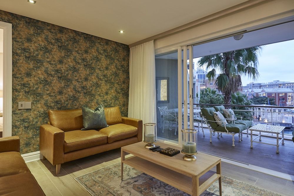African Elite Properties V&A Waterfront Executive Apartment 8