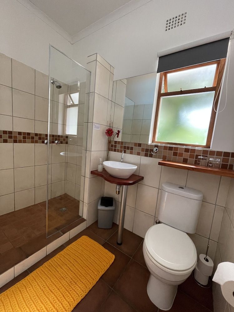 Marula Lodge Guesthouse Family Room, 1 Bedroom, Terrace, Poolside 4