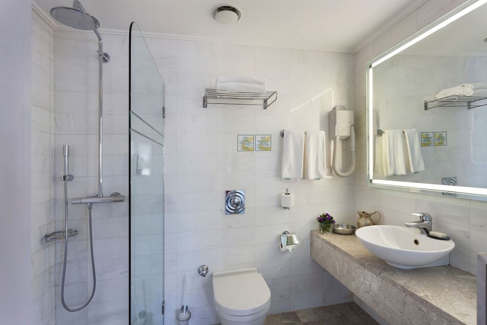 Armada Istanbul Old City Hotel Standard Double or Twin Room 9