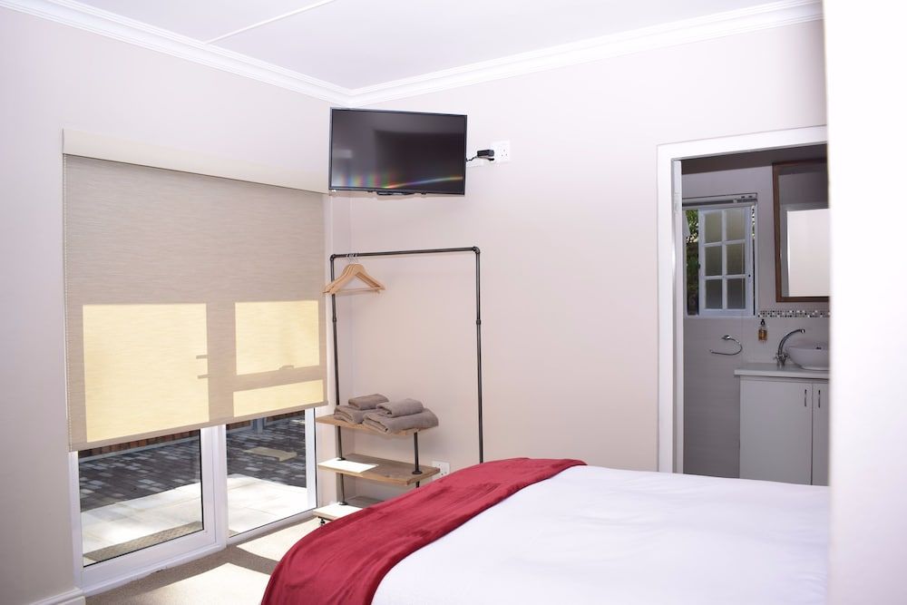 Outeniqua Inn Family Suite, 1 Bedroom, Kitchenette
