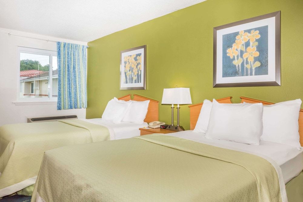 Double Room, 2 Double Beds, Smoking
