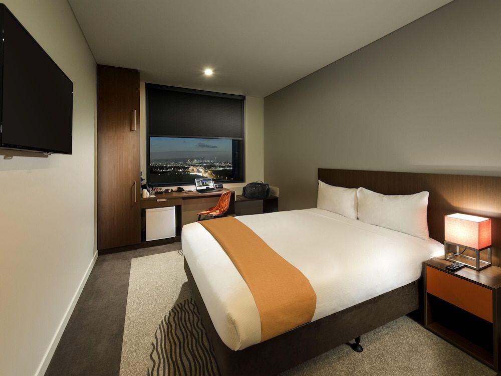 Standard Room, 1 Queen Bed