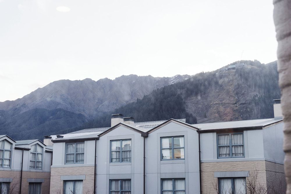 undefined Millennium Hotel Queenstown 3
