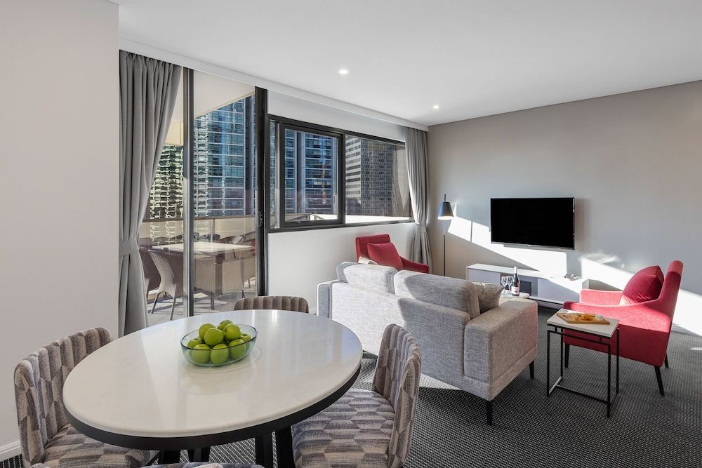 undefined Meriton Suites Kent Street, Sydney 2