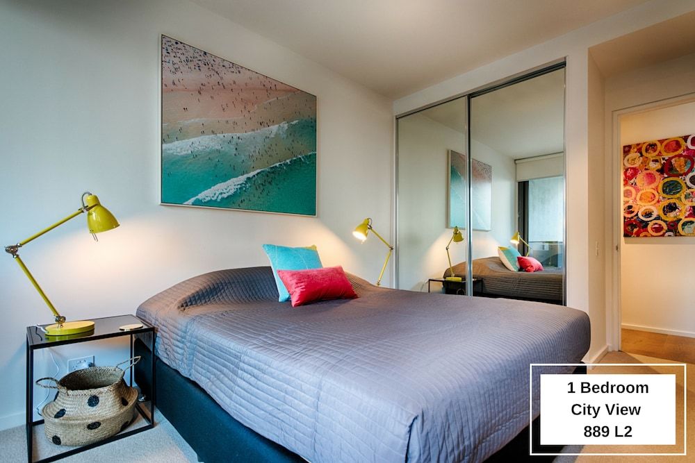 One Bedroom Apartment with City View